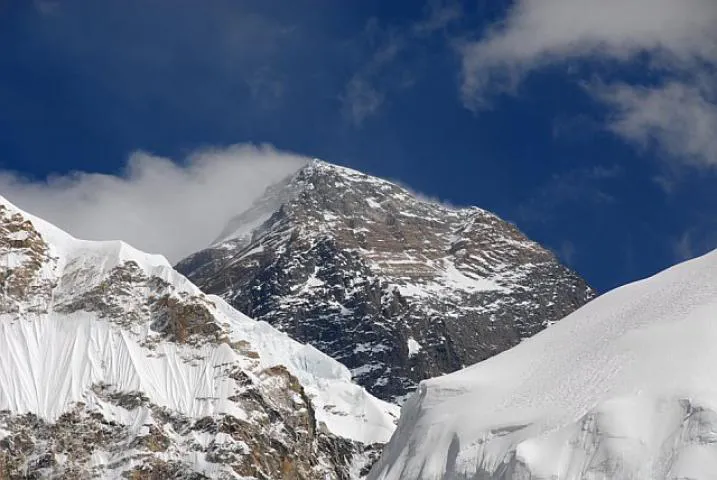 Everest Base Camp Trek 2 Everest Base Camp Trek 2