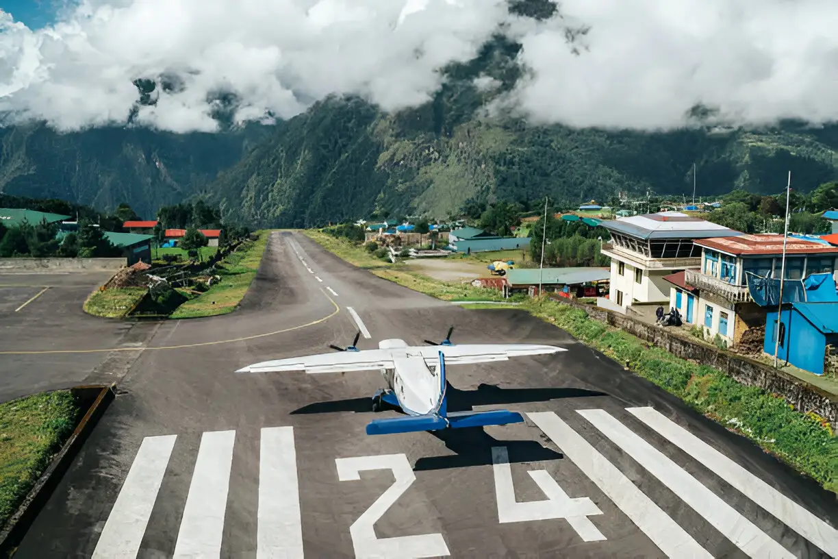 Lukla Airport(Tenzing-Hillary Airport)